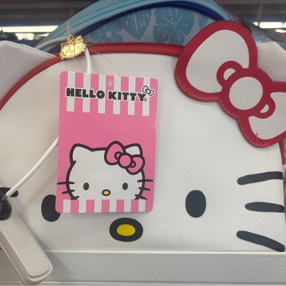 Large Sanrio Mystery Bundle - Picture 6 of 9